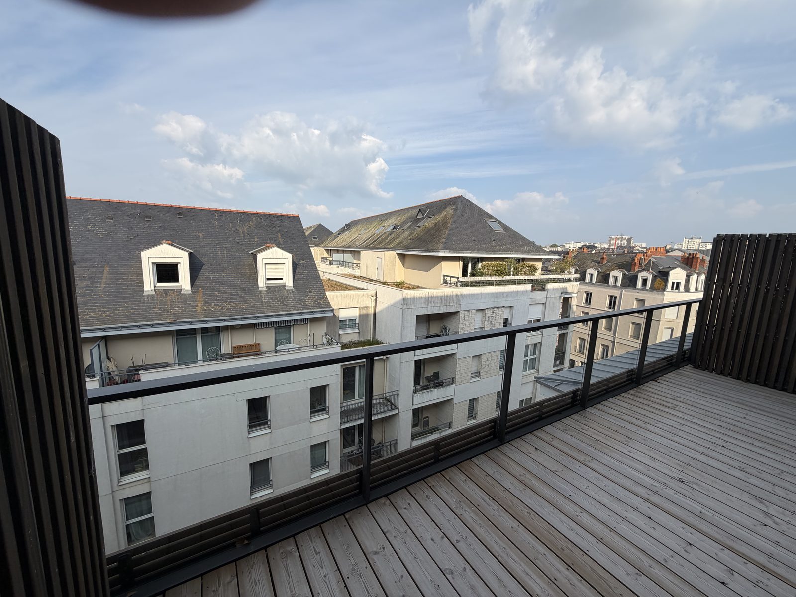 Vue depuis la terrasse sur les toits d'Angers